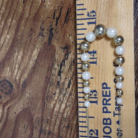 5 Assorted Pearl Necklaces - Picture 10 of 12